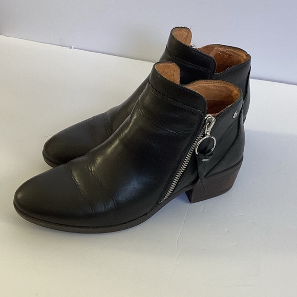 PIKOLINOS Black Leather Ankle Booties with Zipper - Picture 2 of 5